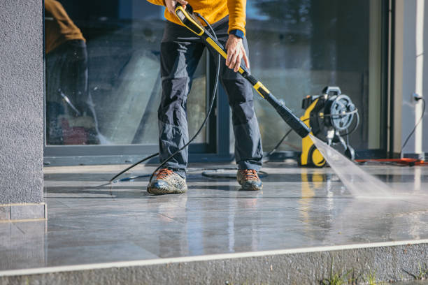 Best Window and Screen Pressure Cleaning in Greentown, OH