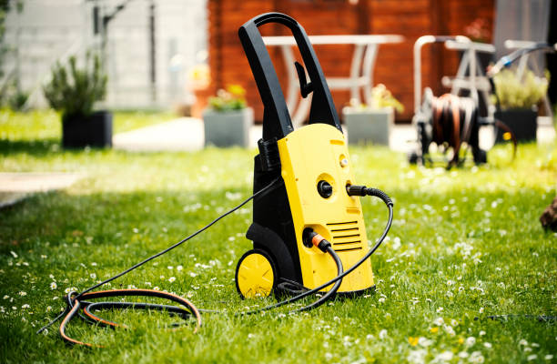 Best Vinyl Siding Pressure Washing in Greentown, OH